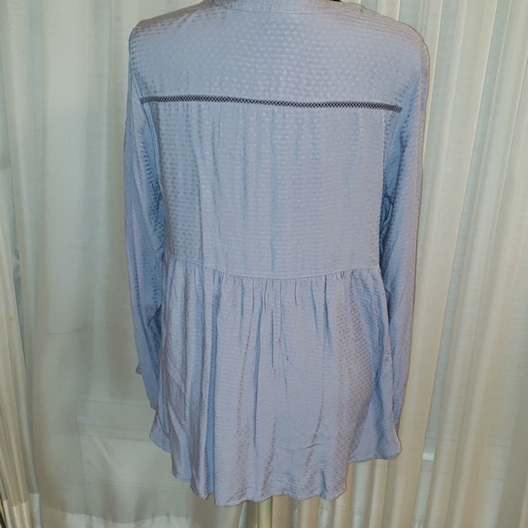 Spring/Summer lightweight top - Picture 2 of 2